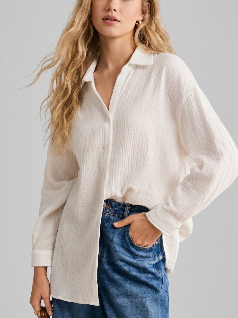 Women White Cotton Lightweight Button Down Shirt Casual Oversized Blouse - Picture 8 of 9